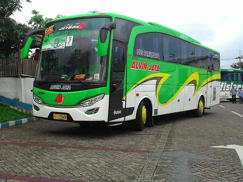 Bus Pariwisata Sidoarjo - Alvin Jaya