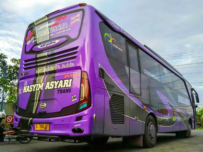 Sewa Bus Surabaya - Hasyim Asyari