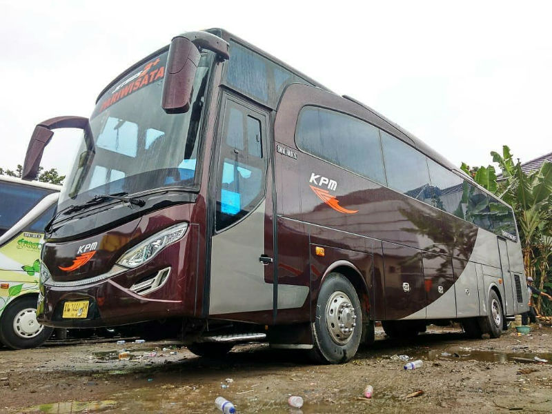 Bus Pariwisata Bandung - KPM Trans