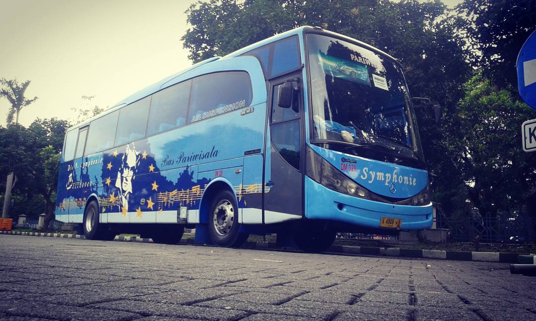 Mengapa harus menggunakan bus pariwisata Symphonie - Menjelajahi Beragam Wisata Indonesia dengan Bus Pariwisata Symphonie