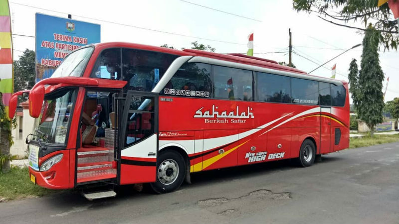 Bus Sahaalah Jekatrans
