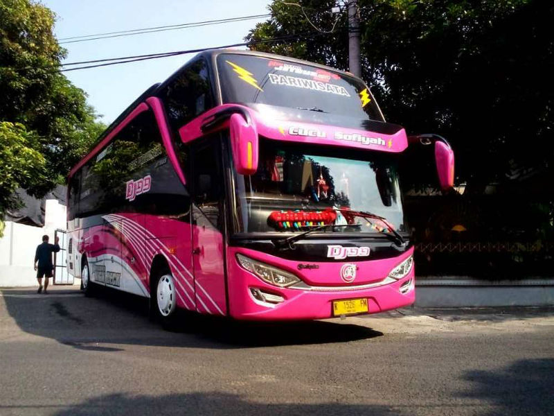 Bus Pariwisata - DJ 99 Trans