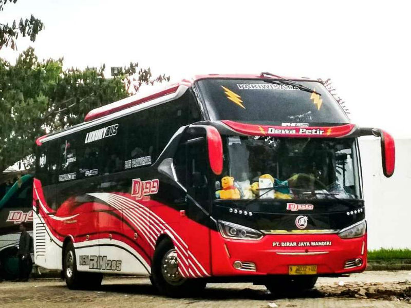 Bus Pariwisata Lumajang - DJ 99 Trans