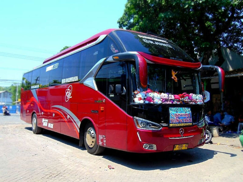 Sewa Bus Pariwisata Sidoarjo - Efa Transport