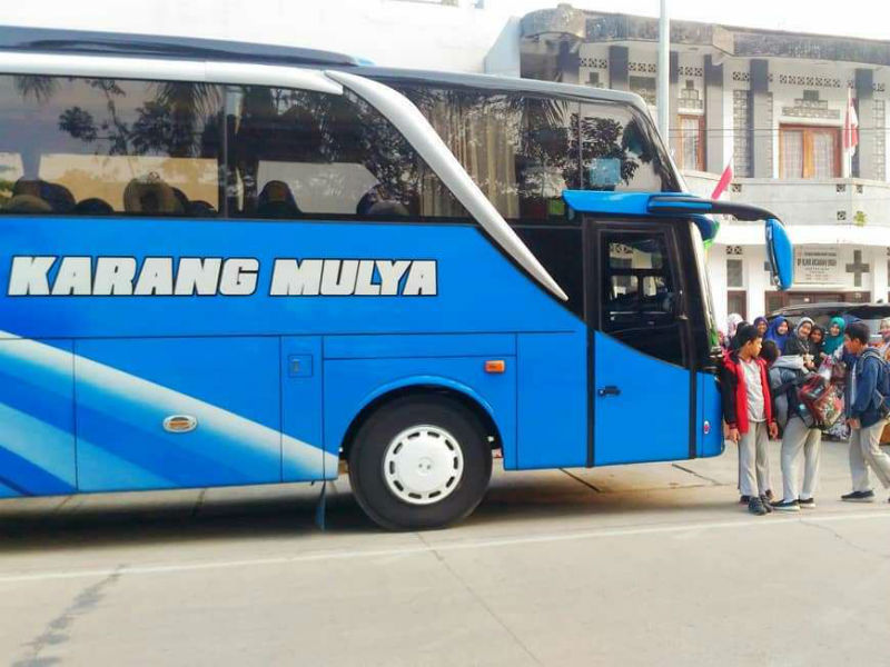 Sewa Bus Pariwisata - Karang Mulya